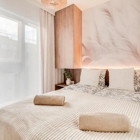 Διαμέρισμα Legnicka Residnce 17b Adam I Ela